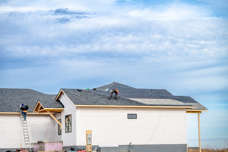 What To Expect During An Asphalt Shingle Roof Installation